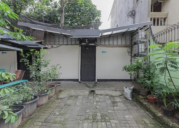 Reddoorz Near Rs Sari Asih Ciledug Hotel Jakarta